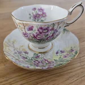 Royal Albert Wild Geranium Teacup & Saucer Montrose Bone China Royalcore
